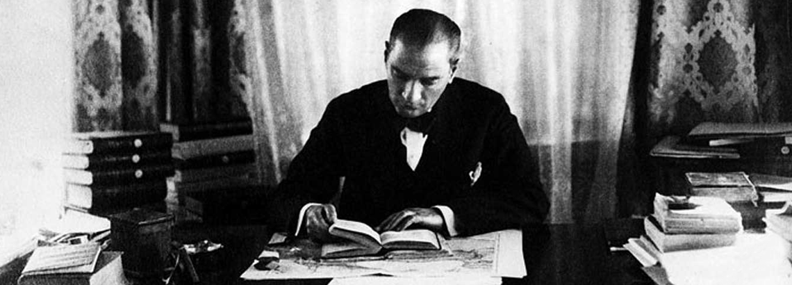 Atatürk Kitap