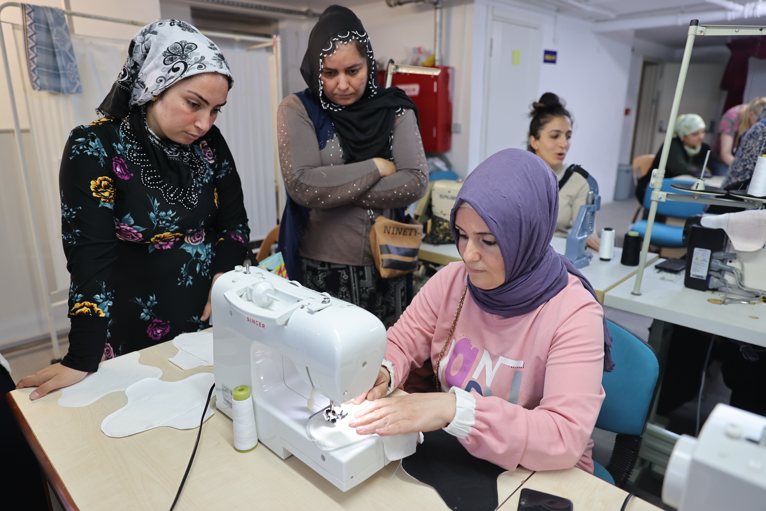 “Adettendir Üretiyoruz” Atölyesi Konaklı Kadınlarla Buluştu (1)