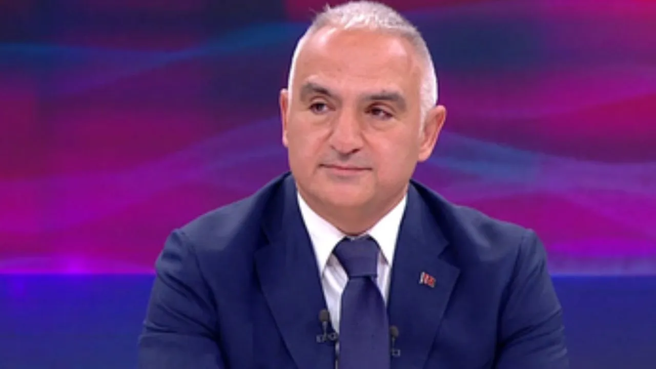 Bakan Ersoy Turizmde Artik Super Ligdeyiz Haydarpasa Ve Sirkeci Gari Ne Olacak Bakan Acikladi 3Lua Cover.jpg