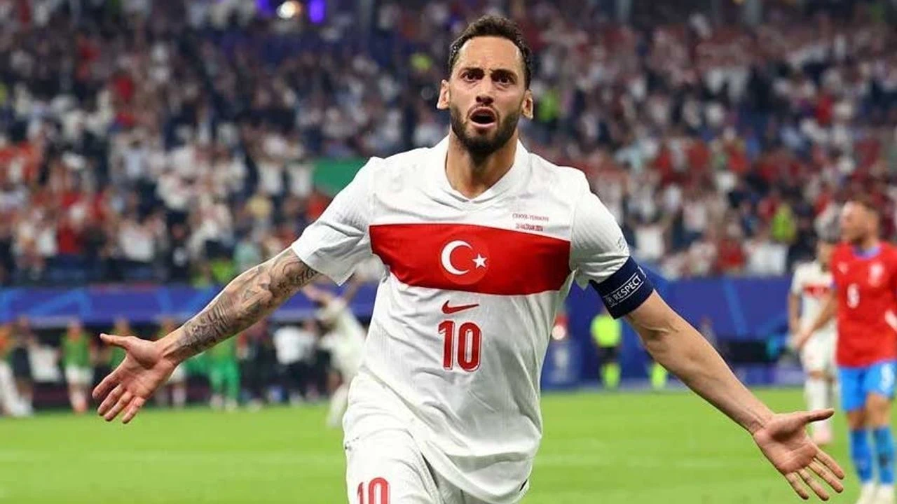Hakan Calhanoglu