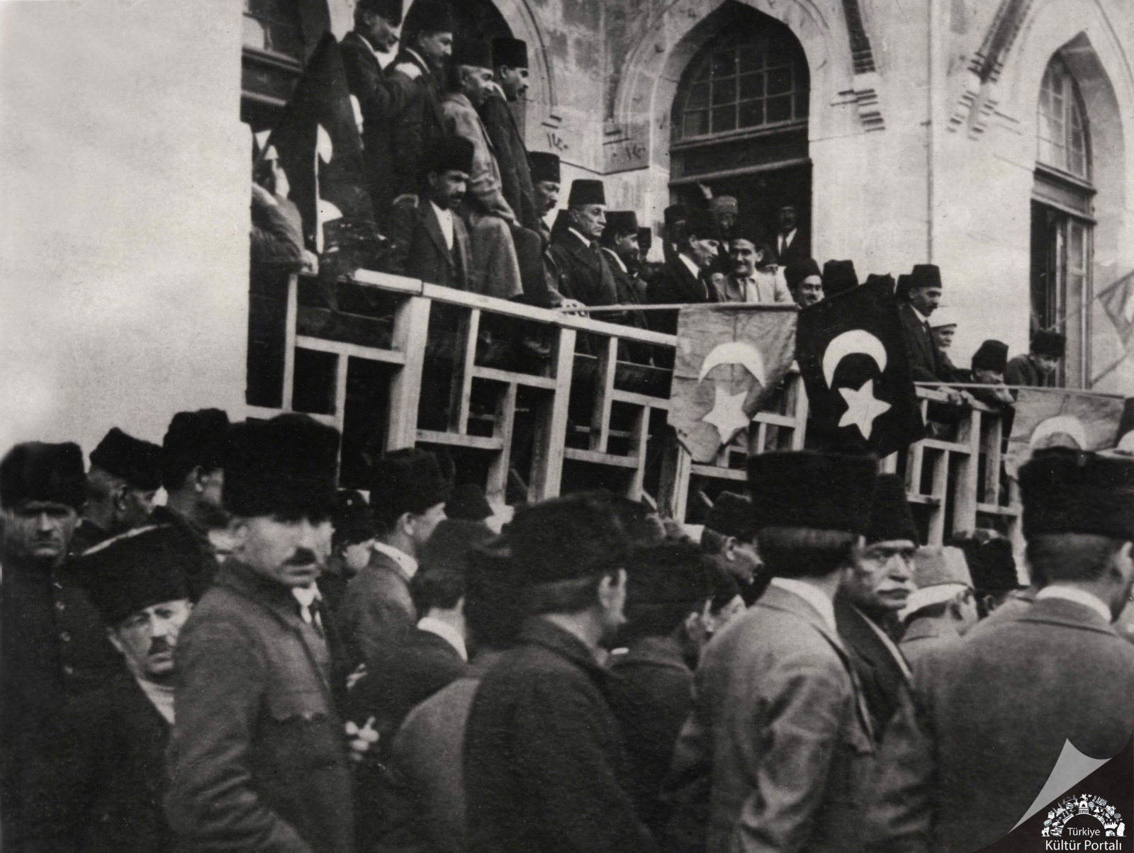 Percy Lorain’in Kaleminden Atatürk-1