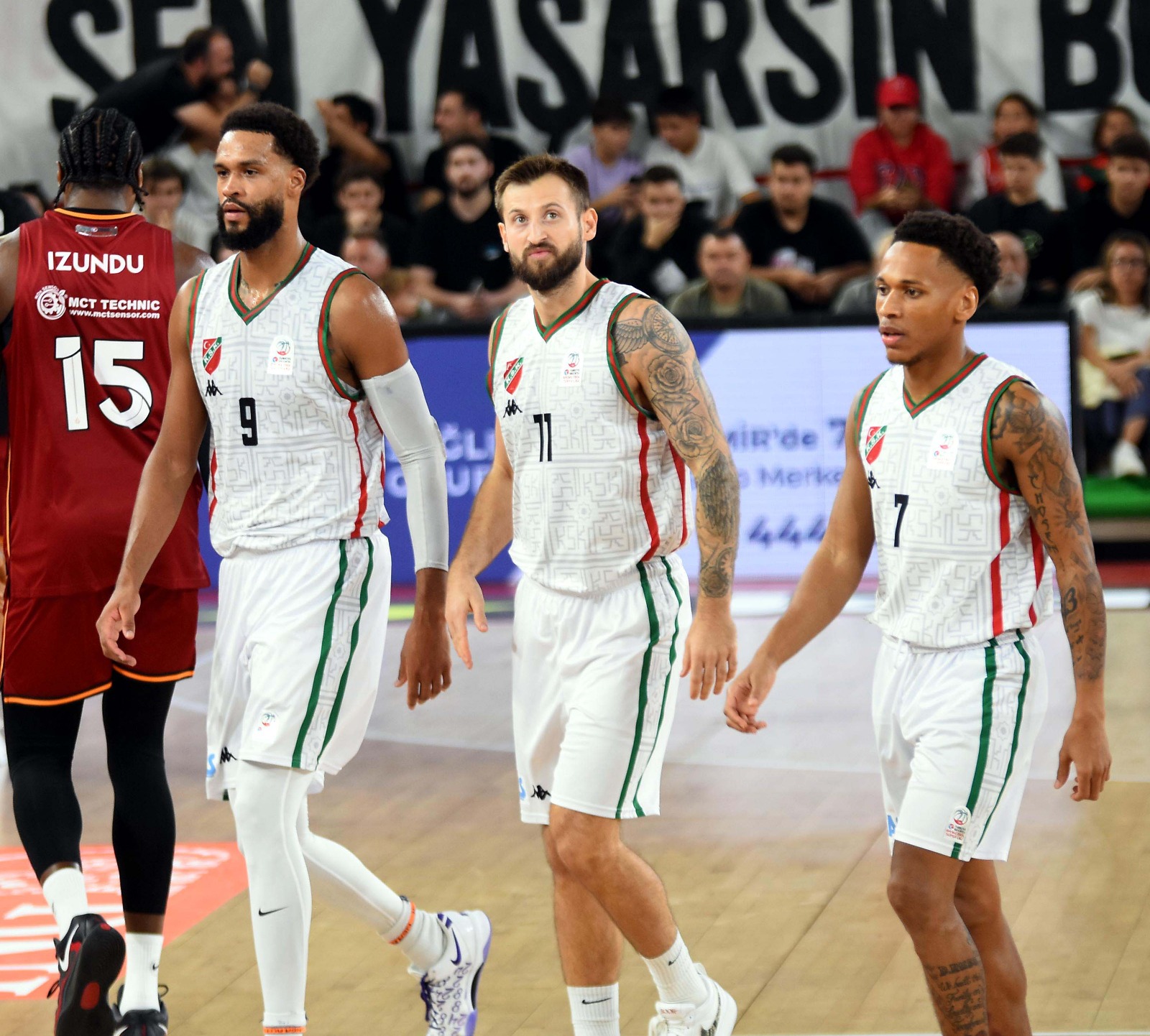 Karşıyaka'da ilk boykot basketbolda!