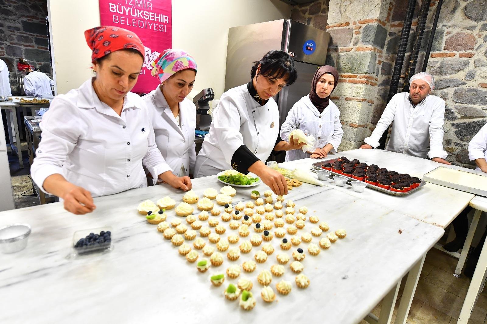 Kursiyer Olarak Girdikleri Meslek Fabrikası’ndan Eğitmen Olarak Çıktılar