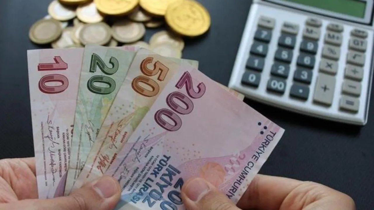 Memurlardan Ek Zam Ikramiye Refah Payi Ve Vergi Dilimi Cagrisi Maaslar Enflasyona Yenik Dustu Jdlu Cover