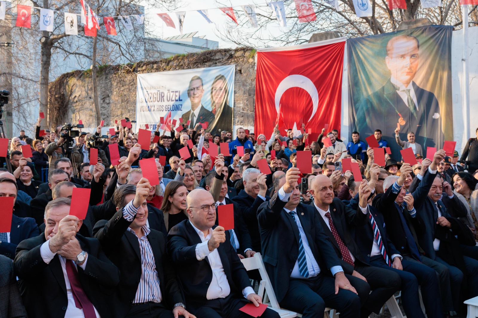 Ayla Ökmen Mutlu Çocuklar Oyun Evi Açılışını Chp Lideri Özel Gerçekleştirdi (5)