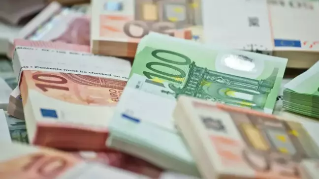 Euro Ne Kadar 1 Euro Kac Tl 10 Ocak Euro 18246898 9167 Amp
