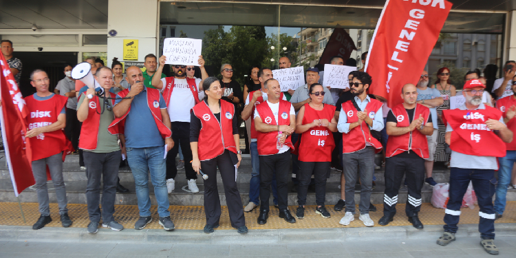 Karsiyaka Belediyesi Iscileri Alacaklarimizi Odeyin