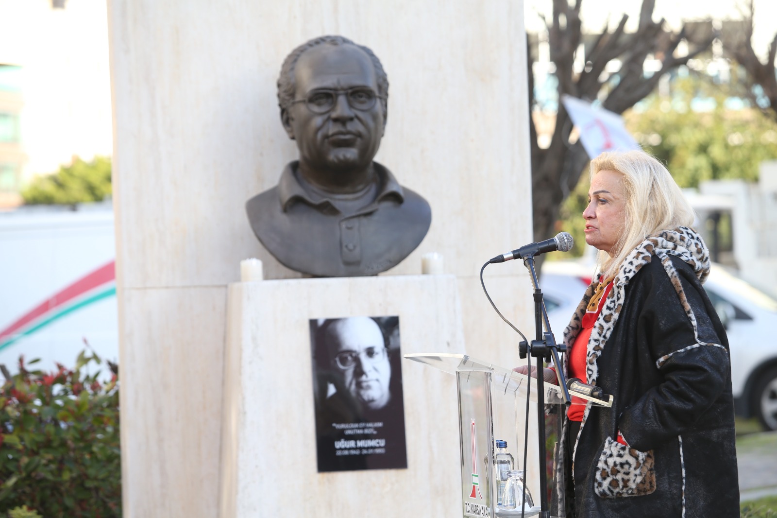 Karşiyaka Beledi̇yesi̇ Uğur Mumcu Anmasi (1)