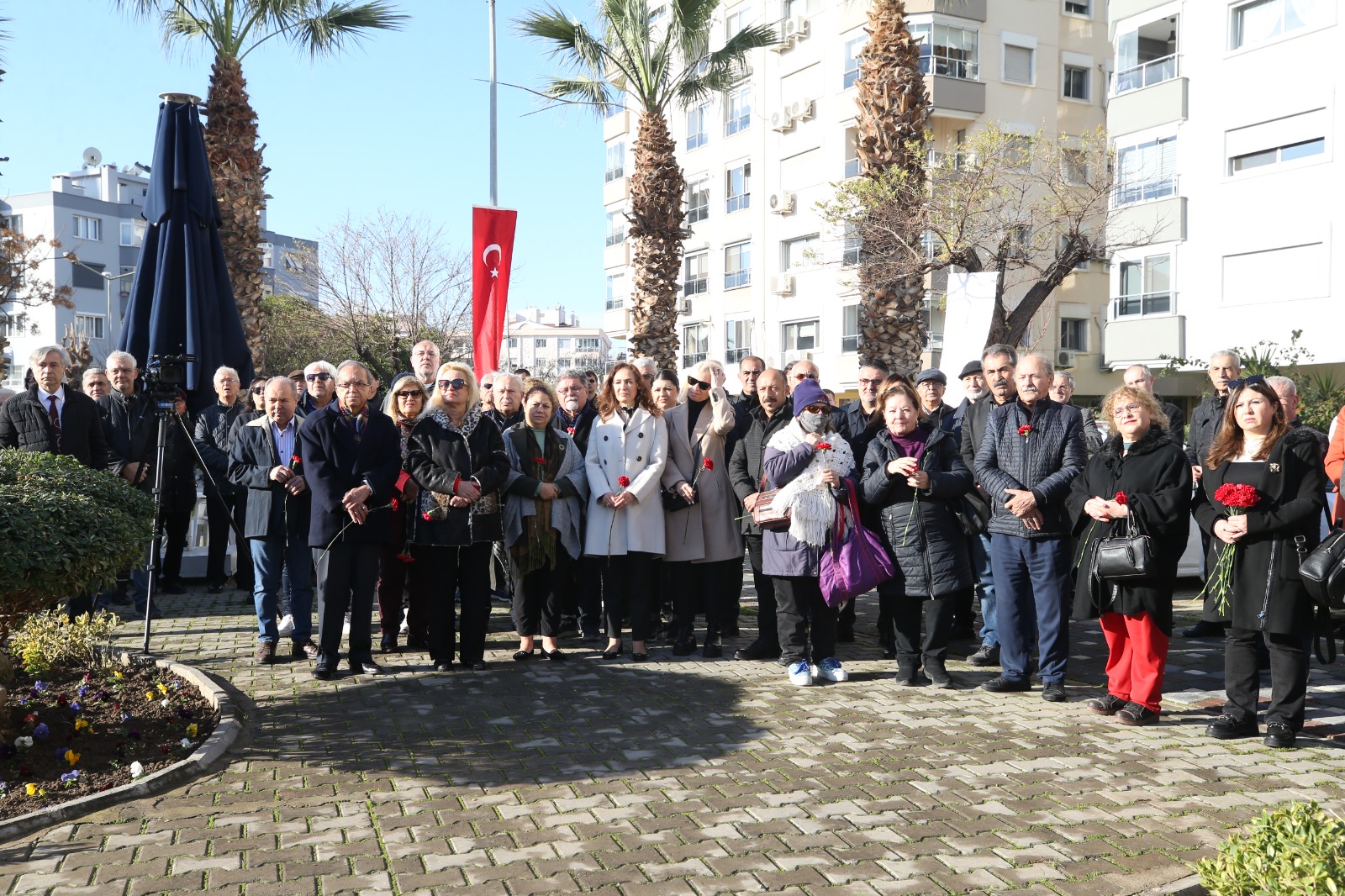 Karşiyaka Beledi̇yesi̇ Uğur Mumcu Anmasi (2)