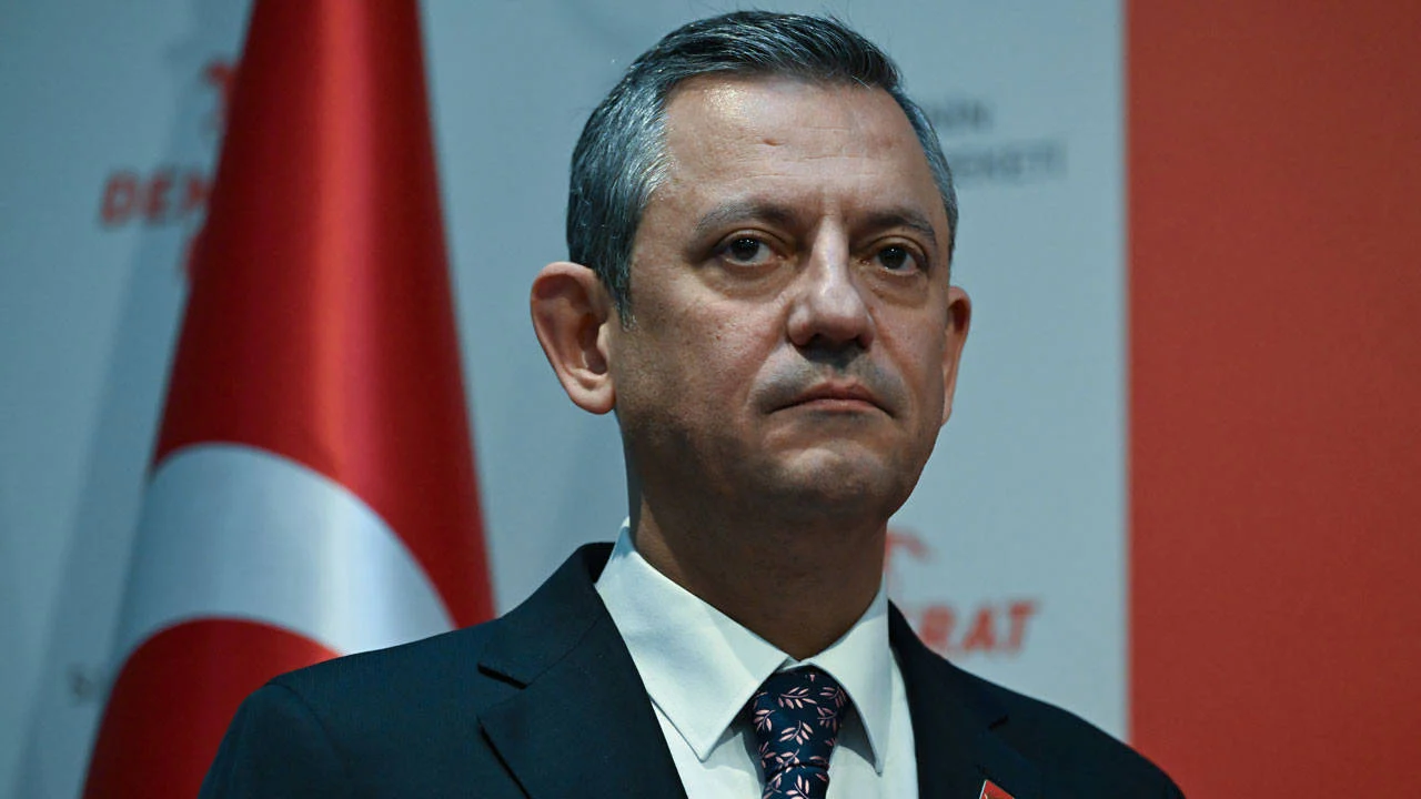 Ozgur Ozel Den Erdogan A Bunu Yaparsan Bindigin Dali Kesersin