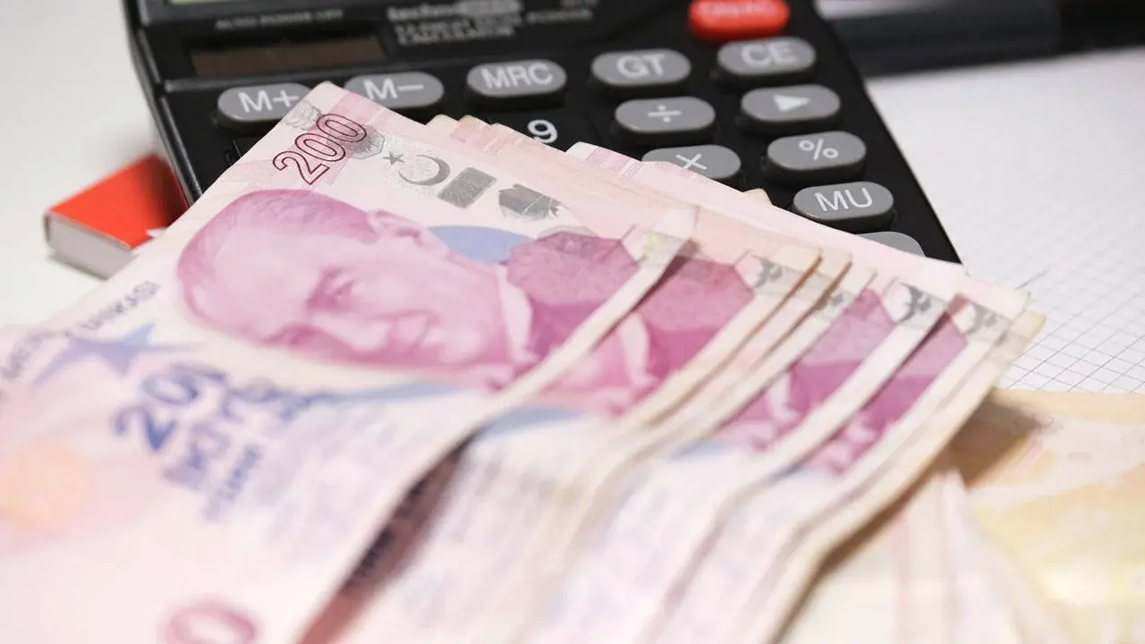 Sgk Duyurdu Emekli Maas Farkinin Yatacagi Tarih Belli Oldu