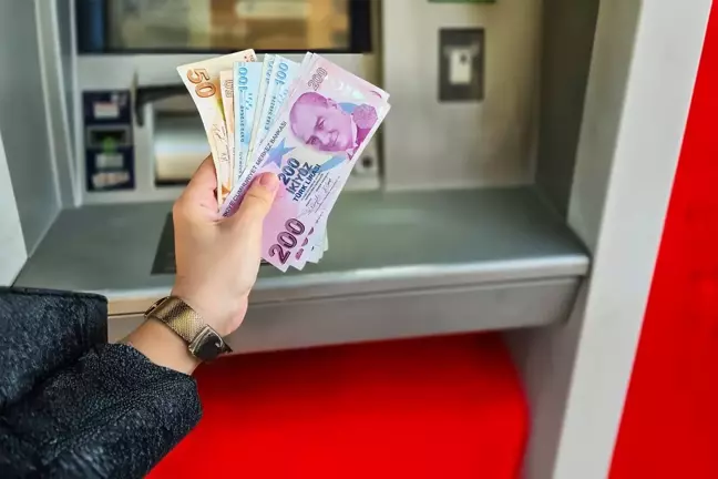 Dolandiricilar Bu Kez Emekli Vatandasin 4 Bin 18480162 2407 Amp.jpg