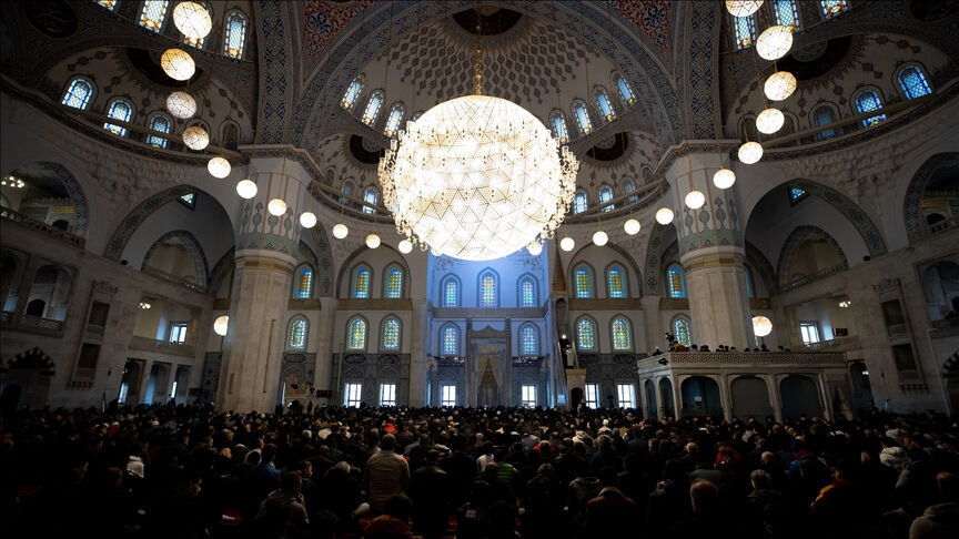 Kadir Gecesi Ne Oldu Ramazan Ayinin En Kiymetli Gecesi Yarin Idrak Edecek 17428948305576 1