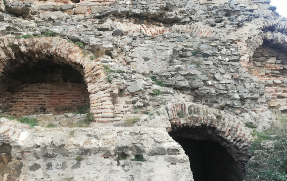 Beykoz'da Adeta Tarihi Sır: Yoros Kalesi'ne Nasıl Gidilir, Hangi Devlet Döneminde Yapıldı?3