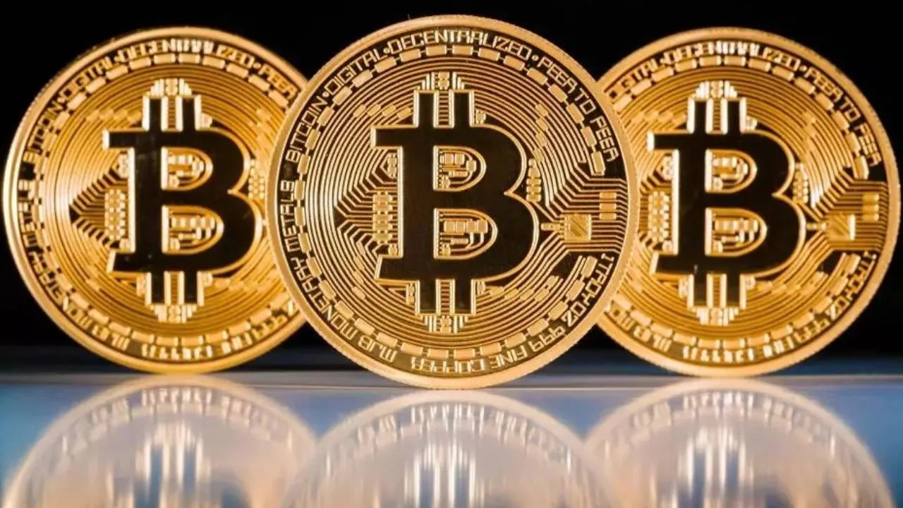 Bitcoin Etflerinde Net Giris Surdu Dctr Cover.jpg