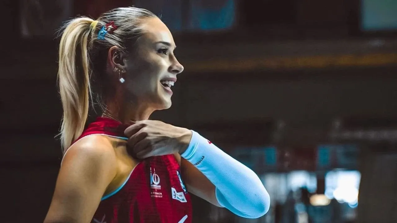 Derya Cayirgan Kimdir1