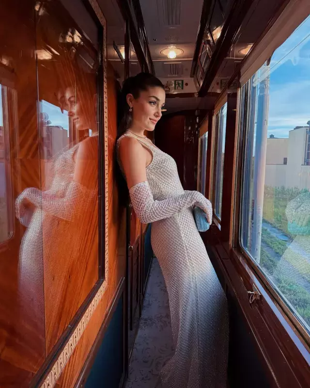 Hande Ercel Ve Hakan Sabanci Nin 5 Gunluk Tren 18683441 7122 M