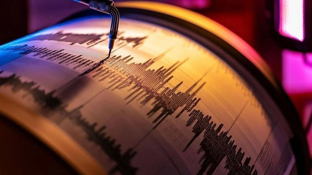 Iran In Dogusunda 5 Buyuklugunde Deprem