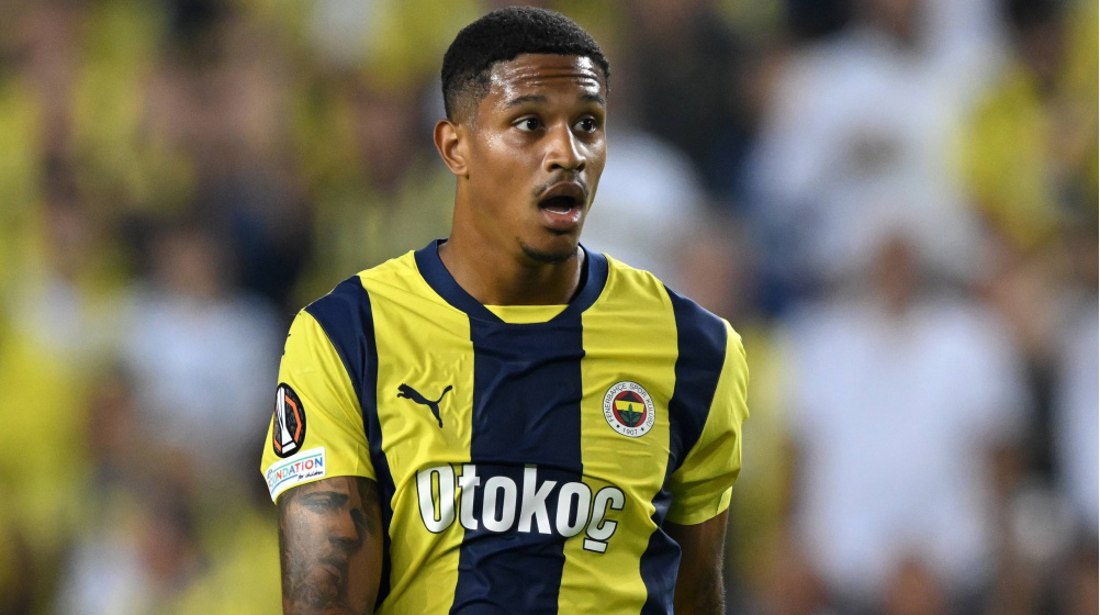 Jayden Oosterwolde Fenerbahce 2024 2025 1729157176 151602