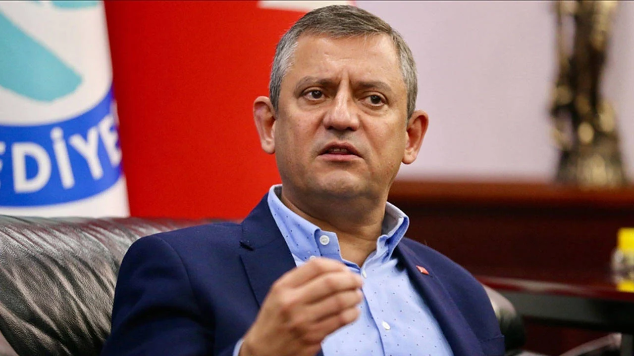 Ozgur Ozel In Aracini Otoparka Aldirmayan Emniyet Mudur Yardimcisina Sorusturma