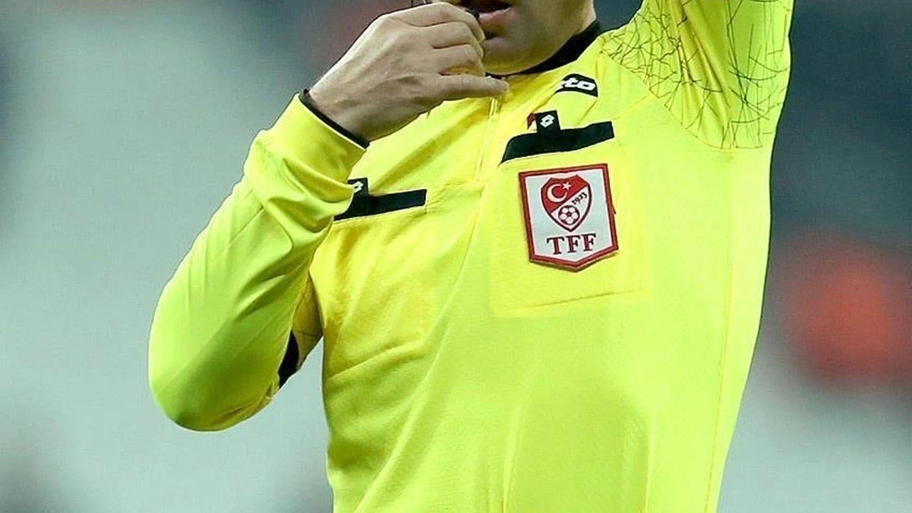 Super Lig De 37 Hafta Maclarini Yonetecek Hakemler Aciklandi