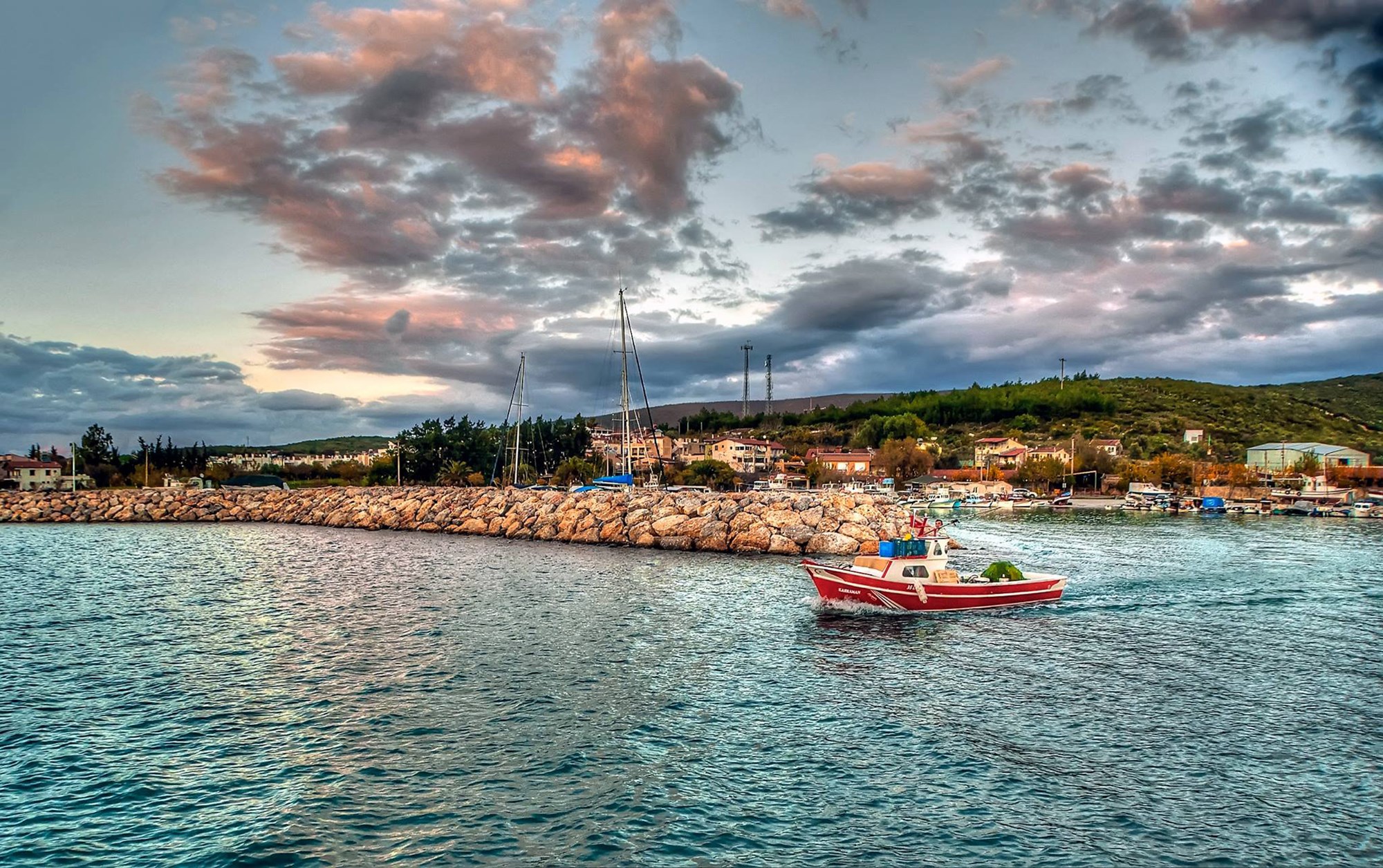 Urla Gezilecek Yerler H U F T6 Q F B2246 D9 H5 N K P6 L B W S T H Z33 P 69250210