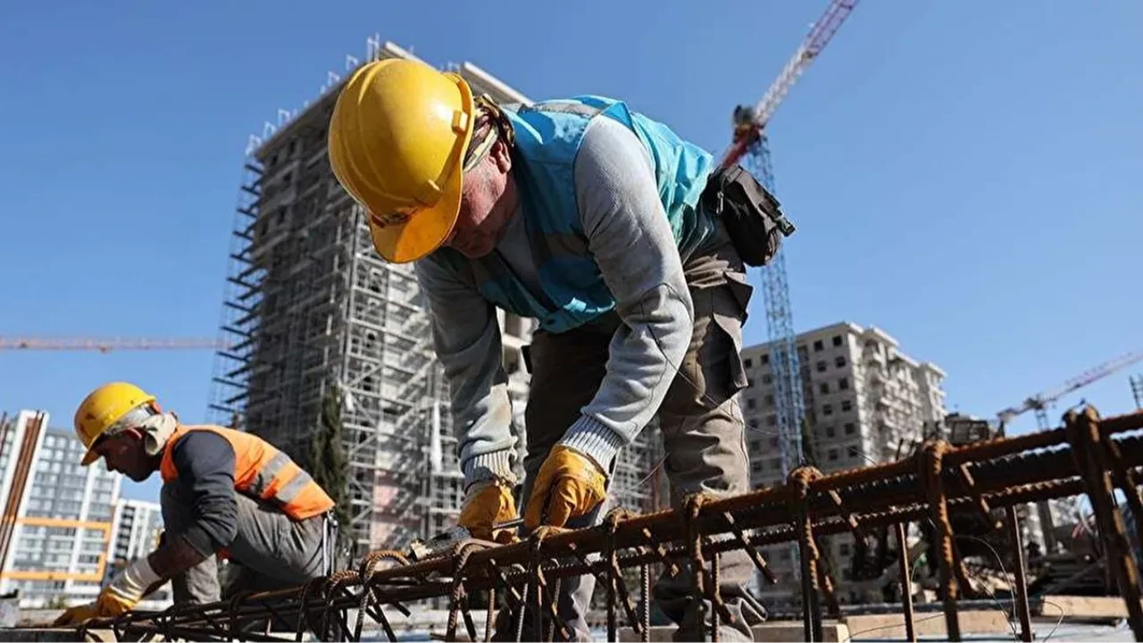 2025 Kamu Iscisi Zam Orani Belli Oldu Mu Ne Kadar Kritik Gun Yarin 3219920