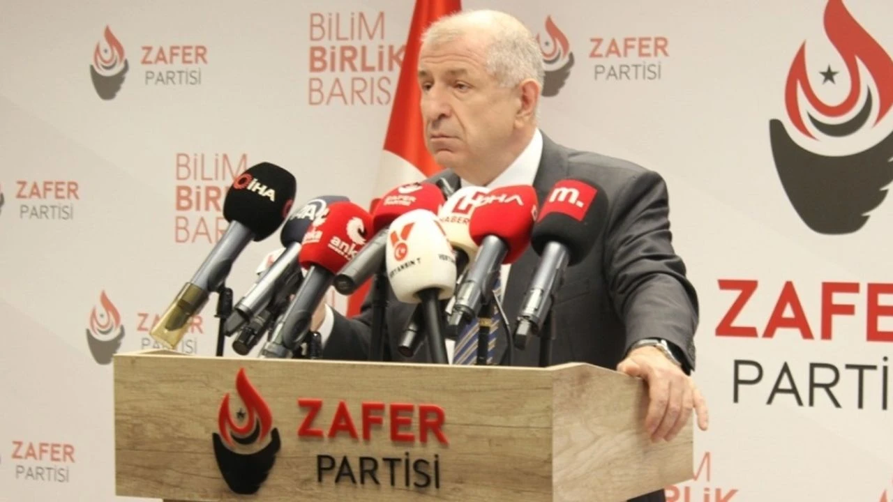 309724 Zafer Partisi Genel Baskani Umit Ozdag Hakim Karsisina Cikti Tutukluluguna Devam Karari Verildi 6849E8D9Ad858