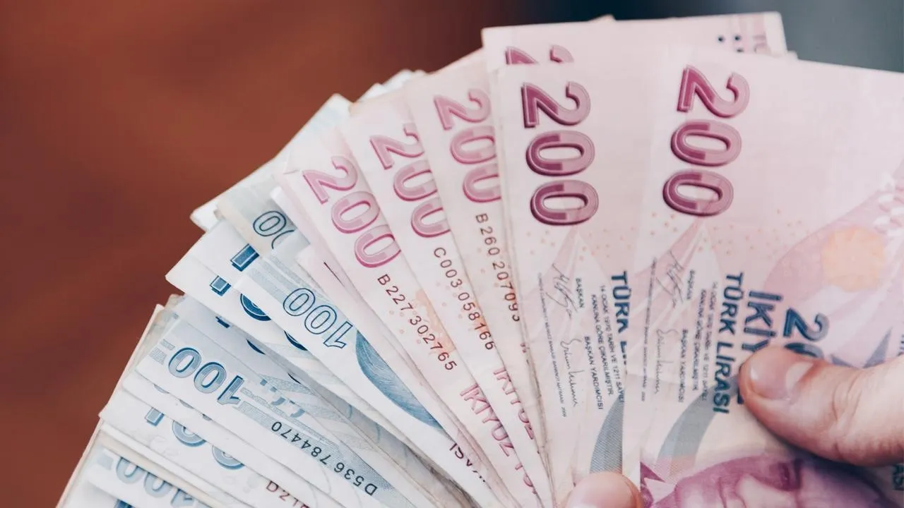 Ak Parti En Dusuk Emekli Maasini Gundemine Aldi Nvyb Cover.jpg