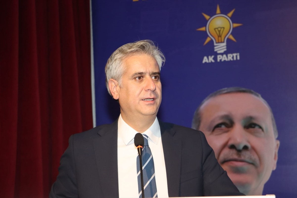 Ak Parti Genel Baskan Yardimcisi Hasan Basri Yalcin Mersin 039 Deki Suphi Oner Ogretmenevi 039 Nde 677306