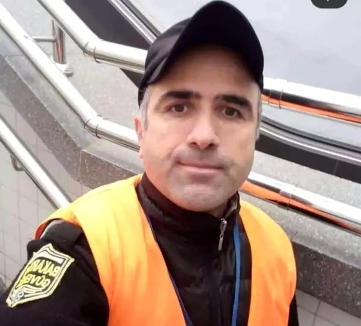 Izban Da Sigara Icme Kavgasinda Guvenlik Gore 18758940 Amp