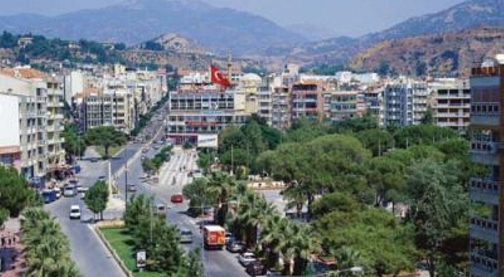 K İ R A Z-1