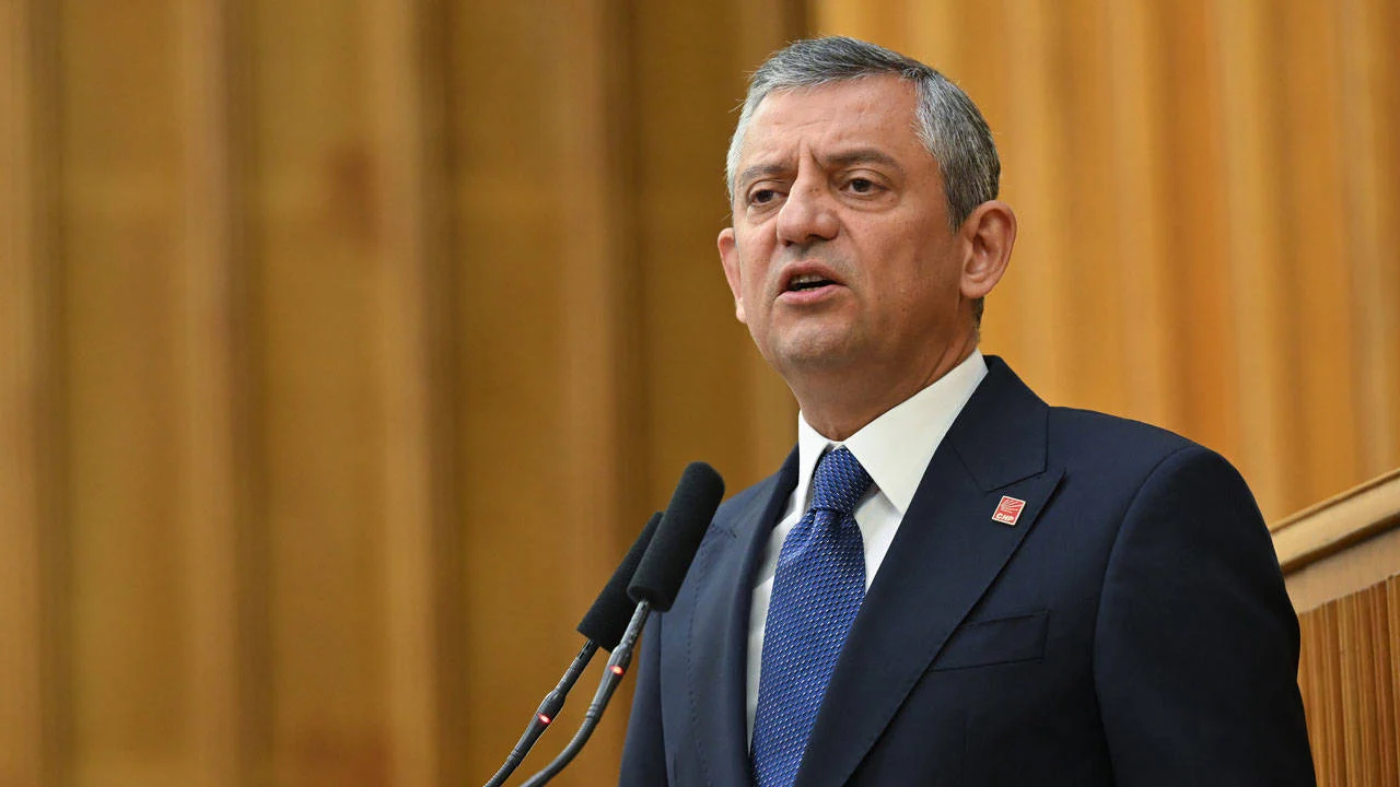 Ozgur Ozel Den Tesk E Ziyareti Asgari Ucrete Ara Zam Icin Mesaj Verdi