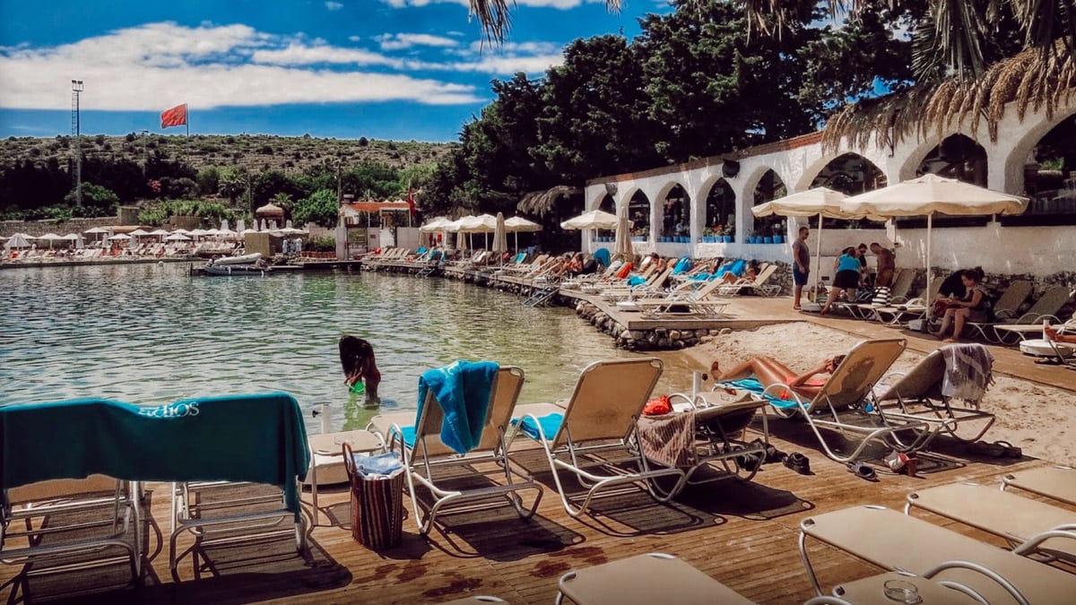 Paparazzi Beach Alacati