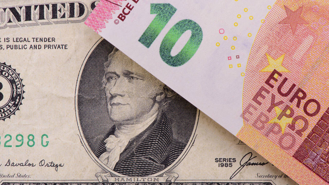 Tatil Sonrasi Ilk Islem Gunu Euro Ve Dolar Ne Kadar Oldu-1