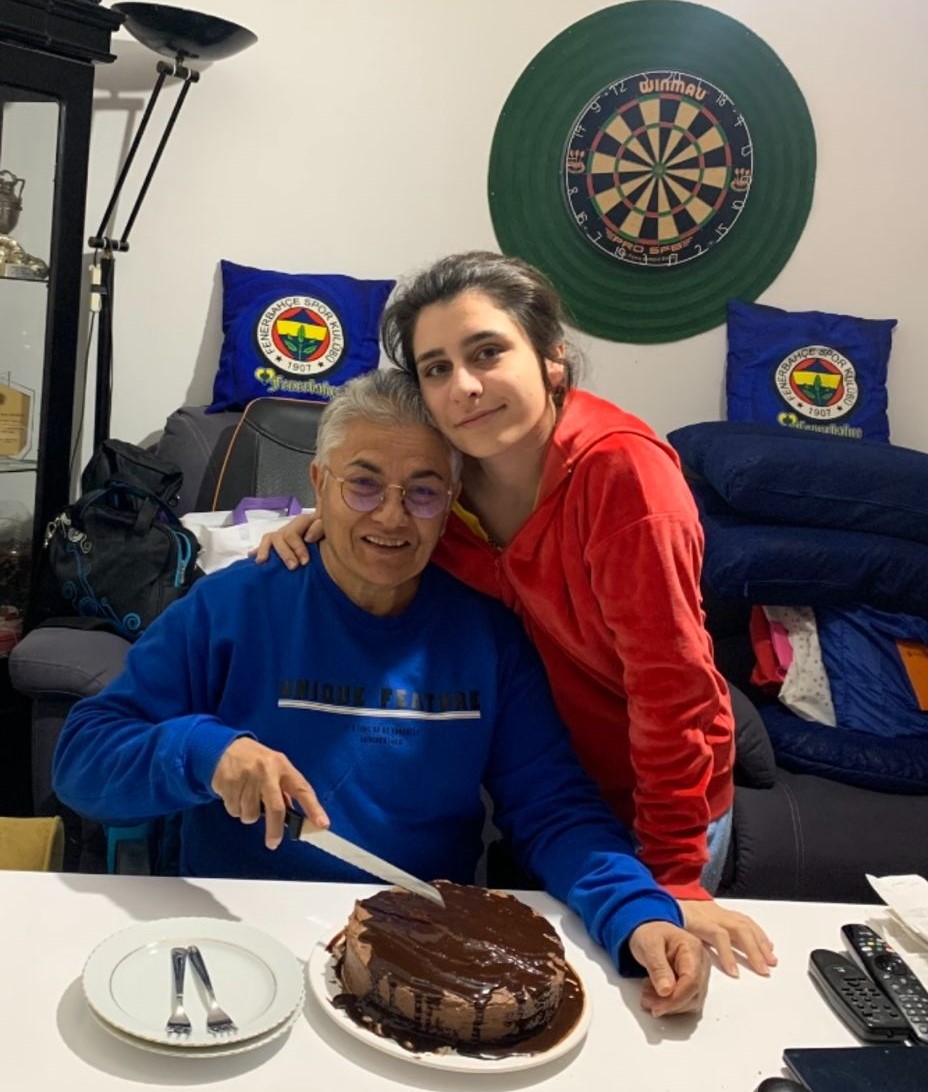 Yasemen Idil (7)