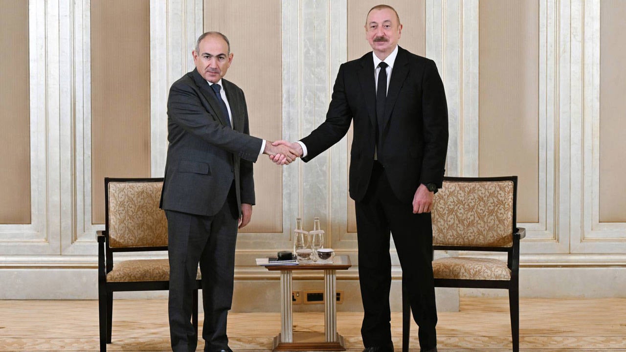 Aliyev Ve Pasinyan Abu Dabi De Bir Araya Geldi