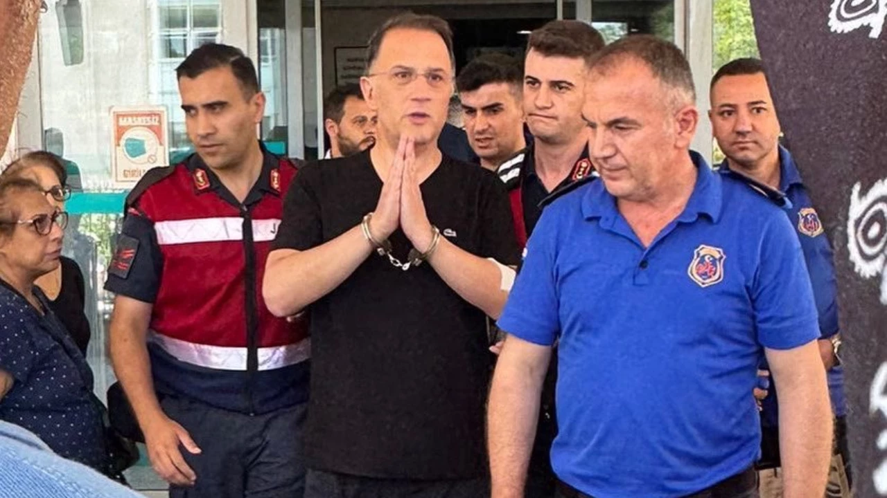 Anjiyo Olan Murat Calik Kelepceyle Cezaevine Sevk Edildi Fvg7