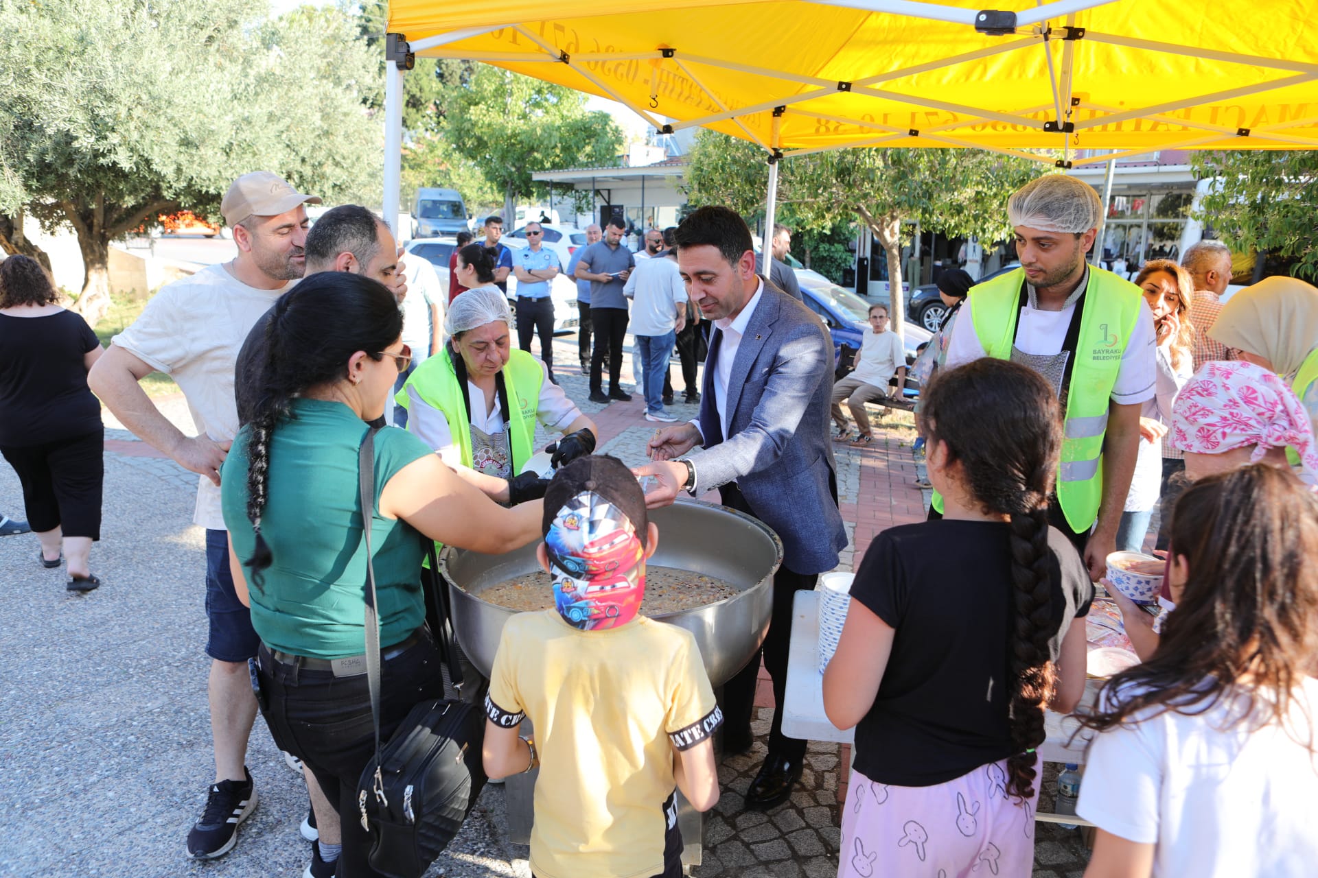 Bayraklı'da Aşure Bereketi (5)