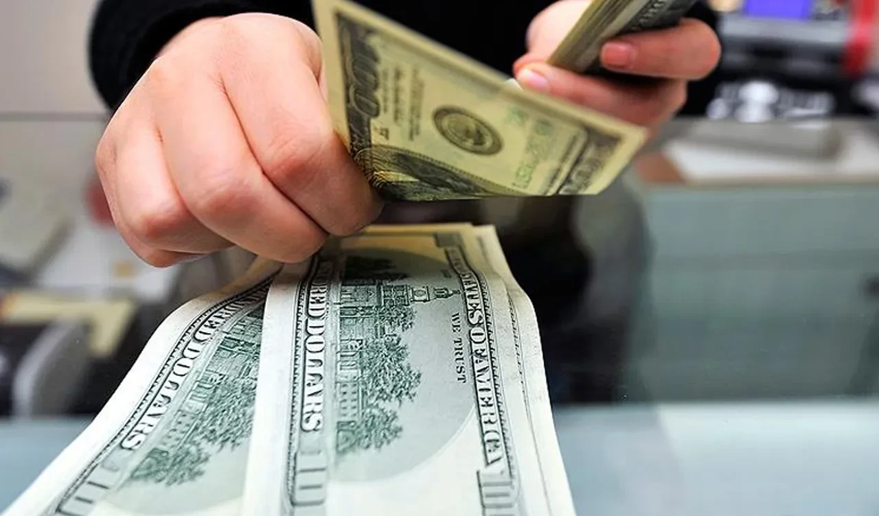 Dolar Ve Euroda Son Durum Iste 31 Temmuz 2025 Doviz Kurlari Dolar Euro Ve Sterlin Fiy 3238129 202507310750 3