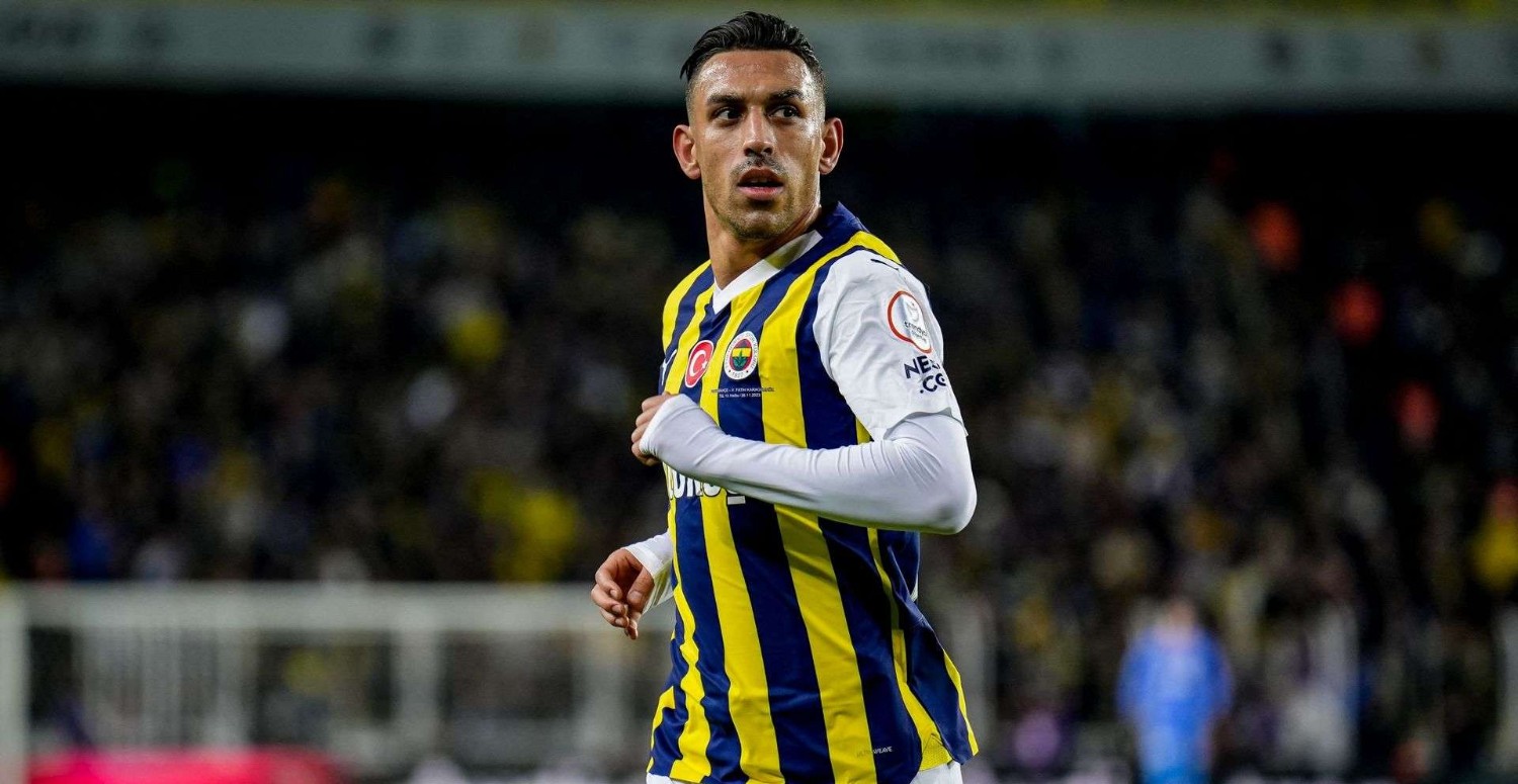 Fenerbahce De Sok Ayrilik Ve Resmen Bitti Irfan Can Kahveci Ezeli Rakibe Imzayi Atti 136212559