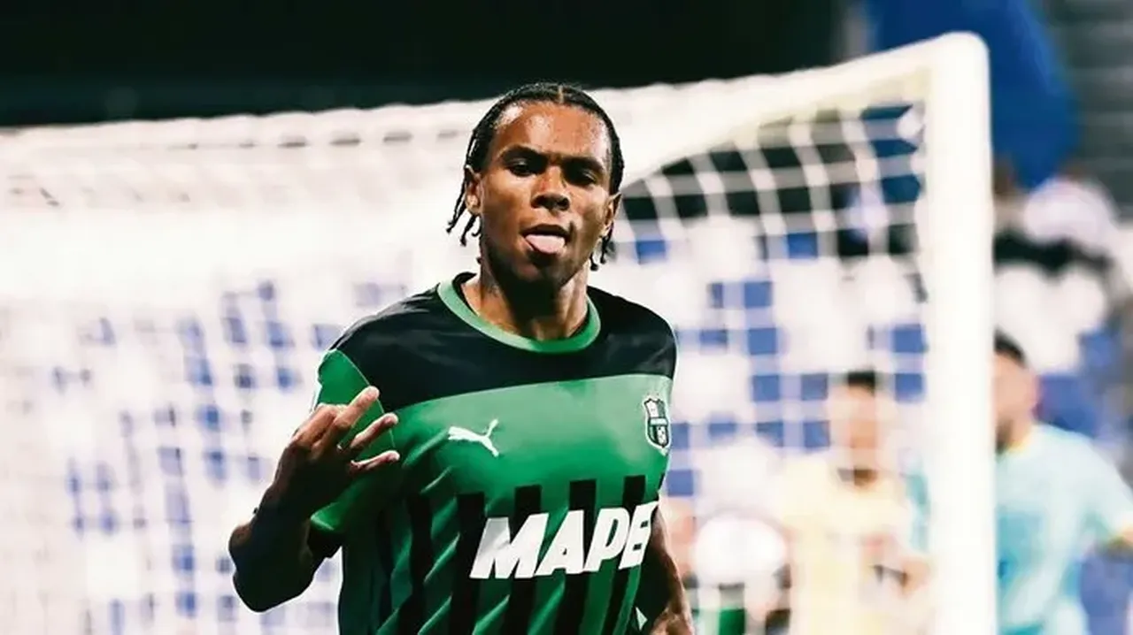 Fenerbahceden Surpriz Transfer Mourinho Kararini Verdi 3237379 202507280951 4
