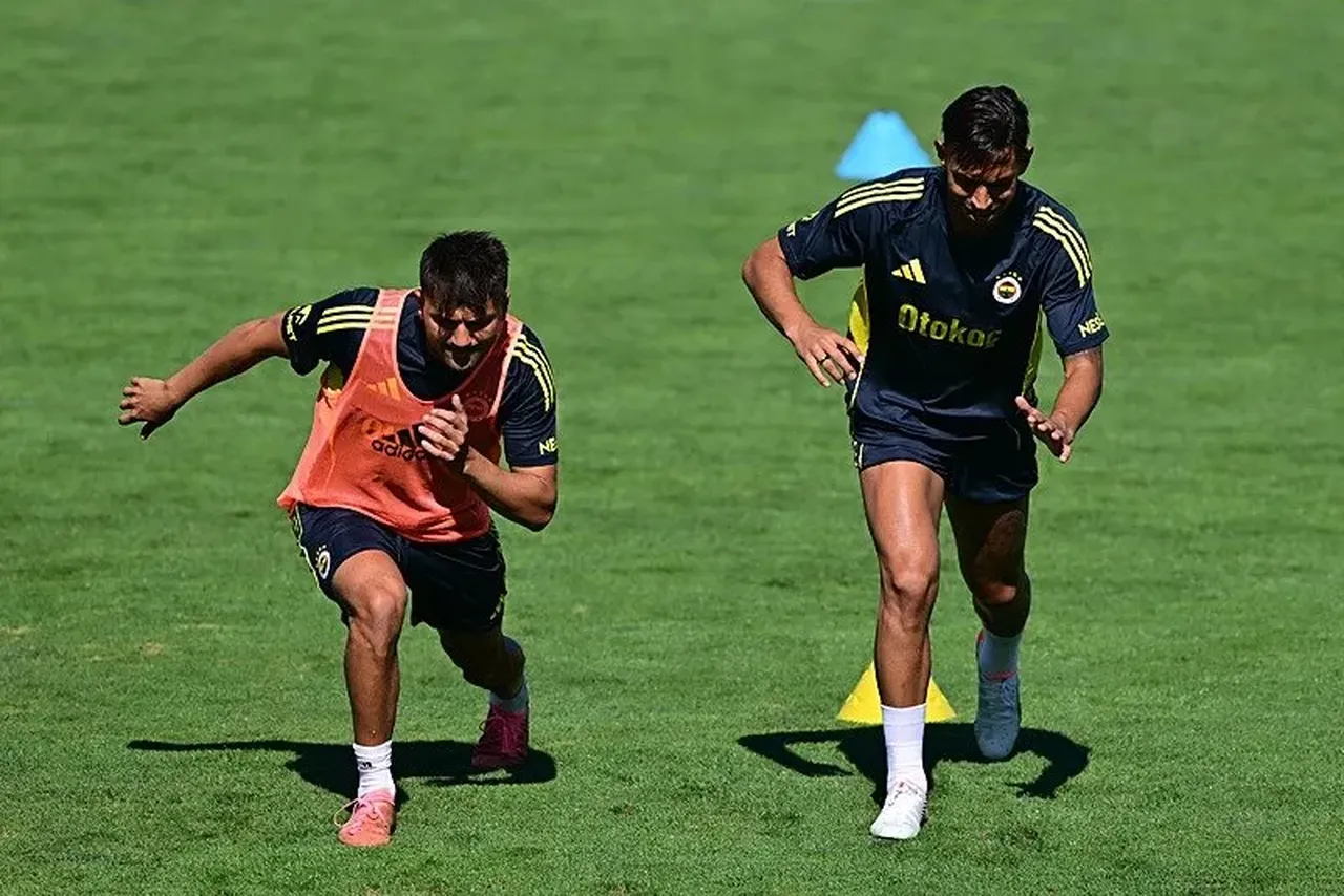 Irfan Can Kahveci Kararini Verdi Super Lig Devine Gidiyor 3234699 202507161615 6