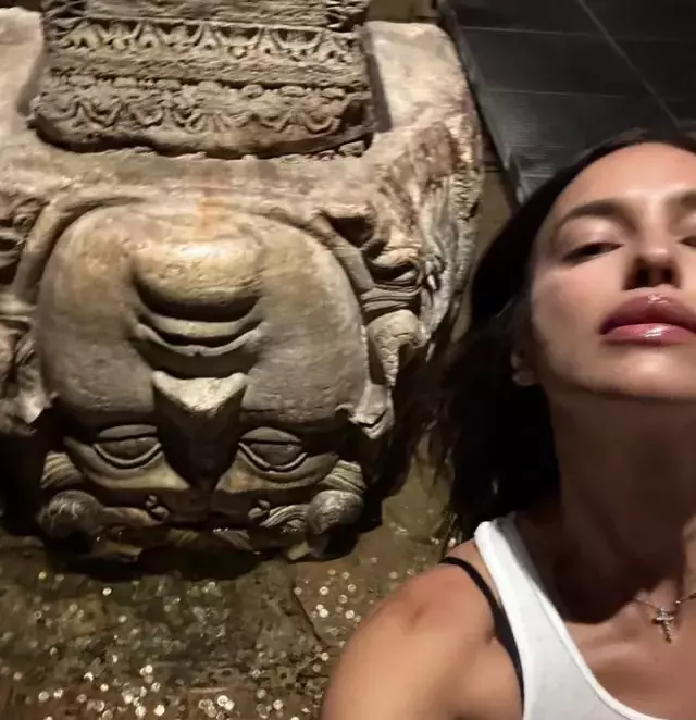 Irina Shayk Tan Istanbul Cikarmasi Ilk Duragi 18846216 2707 M
