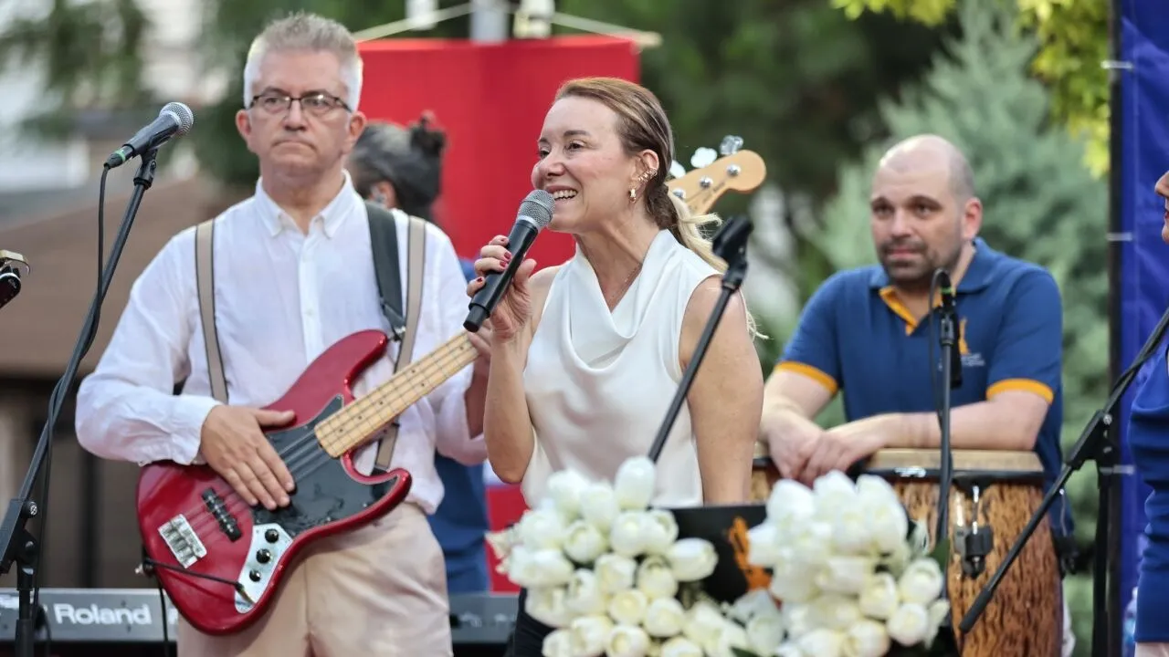 Konak Yaz Konserleri Basladi Muzik Her Pazartesi Konakin Bir Kosesinde 1