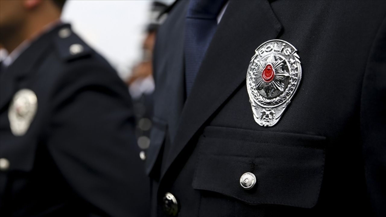 Polis Maaslari Ne Kadar Oldu 2025 Temmuz Polis Komiser Ve Baskomiser Maas Zammi 17515286616042