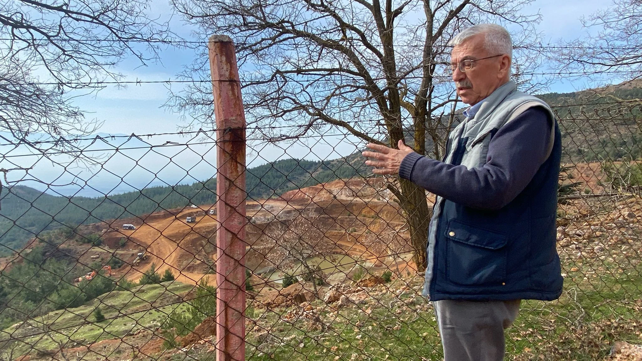 Vedat Özçömlekçi̇