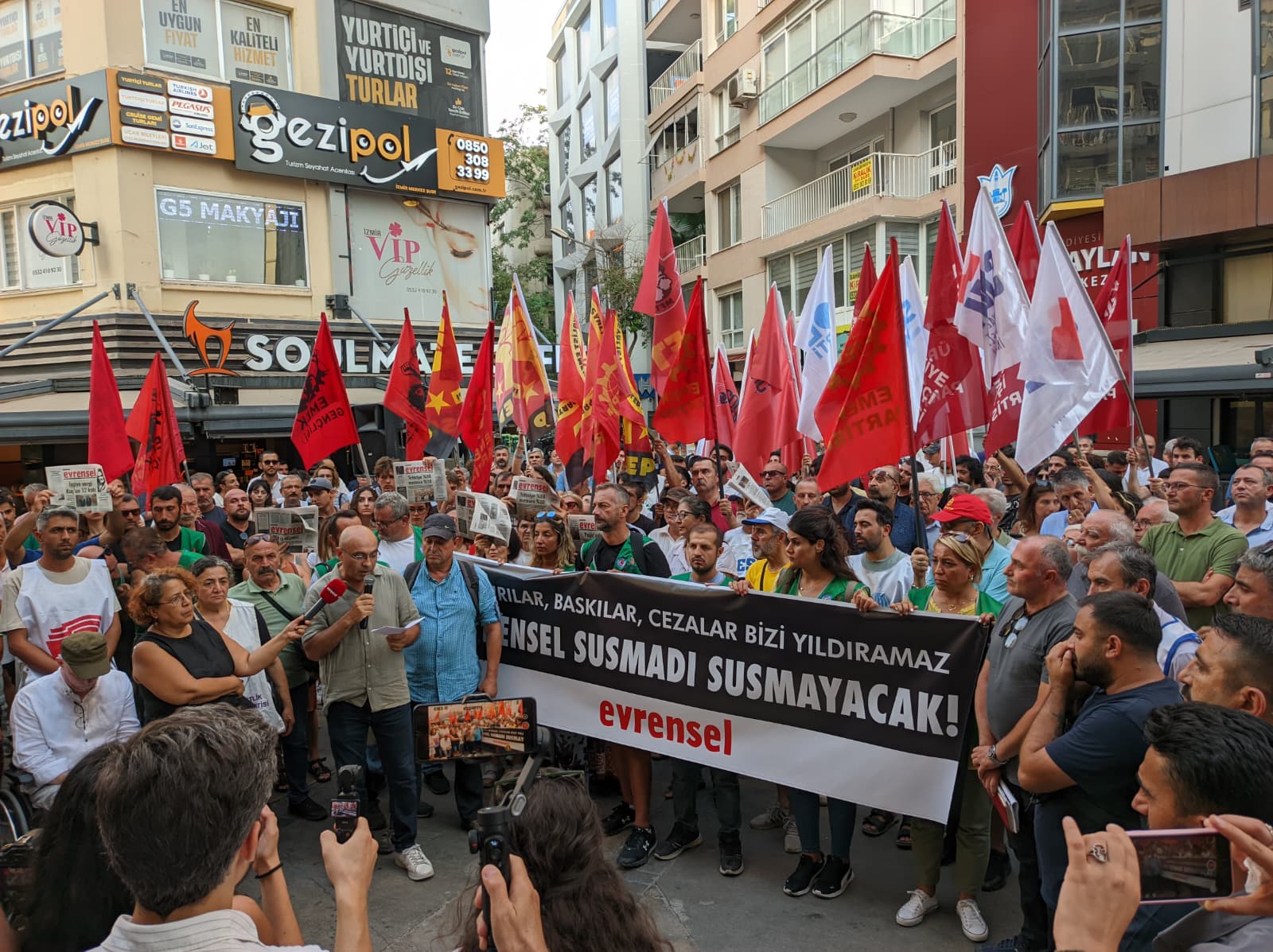 Ad59Affd 5F60 42E2 940F B64A8Feadc9A