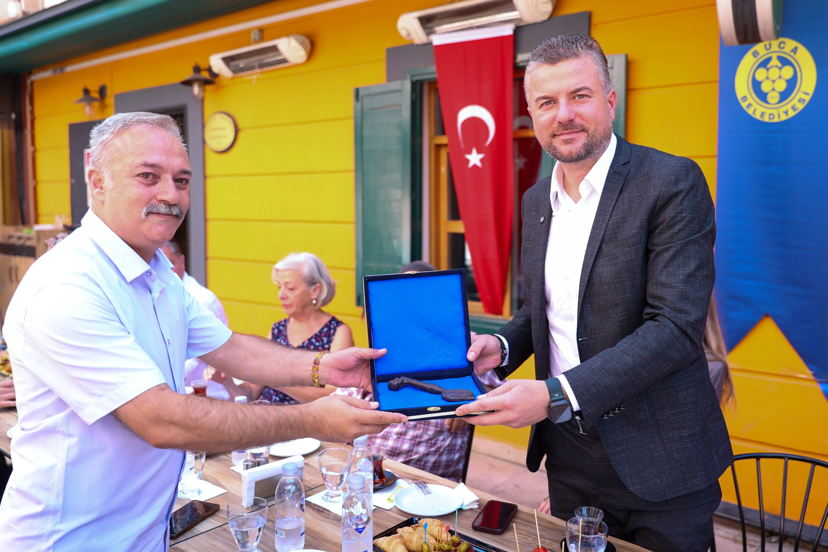 Buca Kent Bellegi Bagiscilari 4