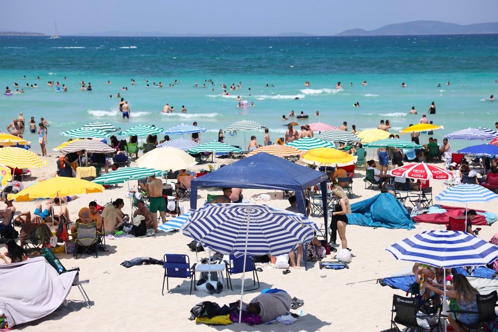 Çeşme Belediyesi Plajları Bir Kez Daha Mavi Bayrak Kazandı3